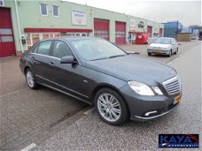 Mercedes-Benz E-klasse - E 200 CGI BlueEF 1e Eig GERESERVVEERD