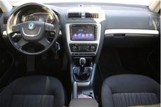 Skoda Octavia - 1.2 TSI Elegance | Dealer onderhouden | Navi | Cruise | Xenon