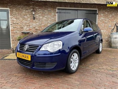 Volkswagen Polo - 1.4-16V Comfortline 5 Deurs - Airco - LM velgen - UNITED - 1