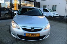 Opel Astra - 1.4i Turbo Edition