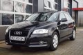 Audi A3 Sportback - 1.6 TDI Attraction Advance Clima/Cruise/PDC/NAVI - 1 - Thumbnail