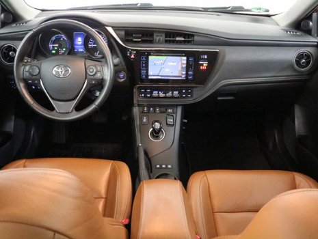 Toyota Auris Touring Sports - 1.8 Hybrid Lease pro Panoramadak, Trekhaak, Navi - 1