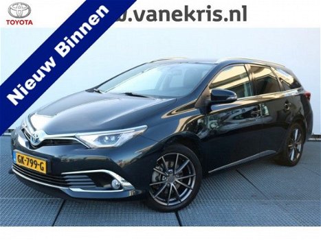 Toyota Auris Touring Sports - 1.8 Hybrid Lease pro, Exclusive Pakket, vol Leder - 1