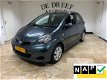 Toyota Aygo - 1.0-12V Access ZONDAG ' s open van 12-tot 17 uur - 1 - Thumbnail