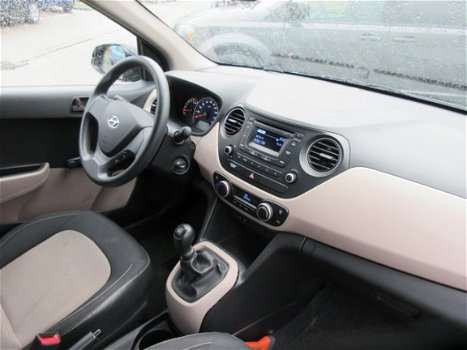 Hyundai i10 - 1.0i i-Motion airco/hoge instap/nieuw model/btw auto - 1