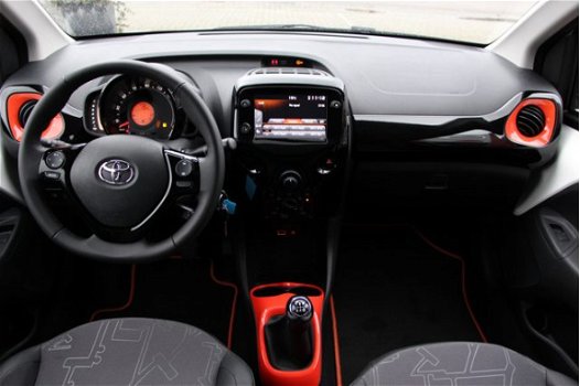 Toyota Aygo - 1.0 VVT-i x-otic *NIEUWE AUTO / VOORRAAD VOORDEEL - 1
