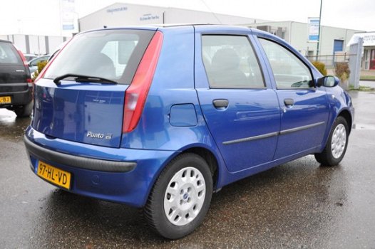 Fiat Punto - 1.2-16V Dynamic , 5-DRS, AIRCO, NL-AUTO, N.A.P - 1