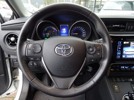 Toyota Auris - 1.8 Hybrid Lounge / Navigatie / Stoelverwarming / LED / Parkeersensoren / DAB / Keyle - 1