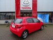 Toyota Yaris - 1.5 Hybrid Lounge / Navigatie / Keyless Entry / Parkeercamera / Bluetooth / Lichtmeta - 1 - Thumbnail