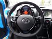 Toyota Aygo - 1.0 VVT-i x-play / Cancas Schuifdak / Airco / Bluetooth / Parkeercamera / USB / Electr - 1 - Thumbnail