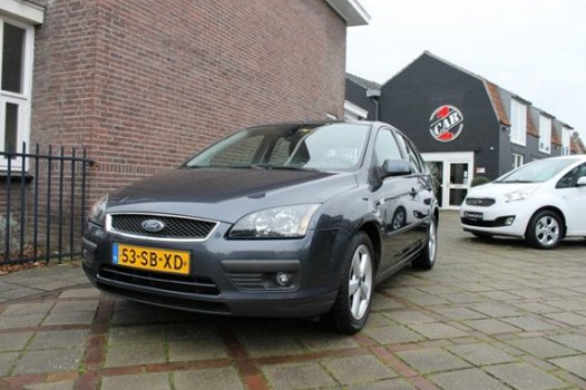 Ford Focus - 1.6-16V Futura AIRCO CRUISE LM VELGEN - 1