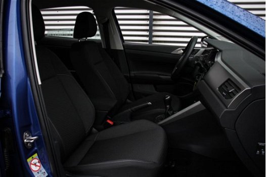 Volkswagen Polo - Comfortline 1.0 TSI 95pk Navigatie DAB Parkeersensoren Cruise control Climatronic - 1