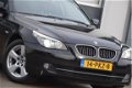 BMW 5-serie Touring - 525xi Business Line / Navigatie / Leer / Sportstoelen / Xenon / Stoelverwarmin - 1 - Thumbnail