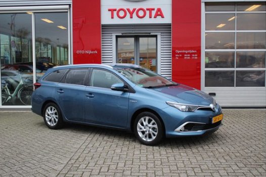 Toyota Auris Touring Sports - 1.8 Hybrid Executive - 1