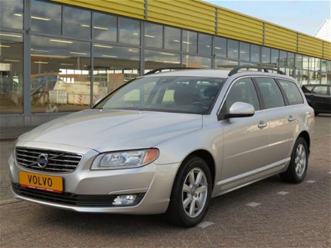 Volvo V70 - T4*LEDER*PDC*RIJKLAARPRIJS INCL BOVAG GARANTIE - 1