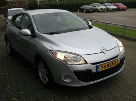 Renault Mégane - 1.6 Dynamique, Navi, Clima - 1