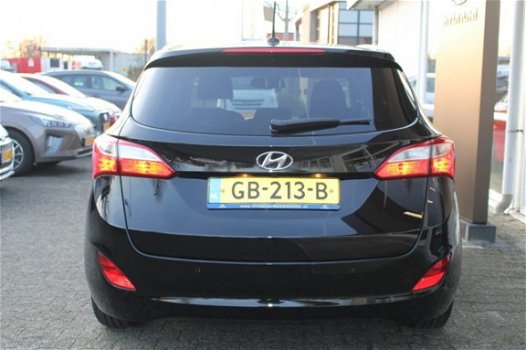 Hyundai i30 Wagon - 1.6 GDI i-Vision | achteruitrijcamera | Navi - 1