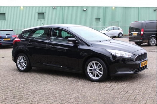 Ford Focus - 1.0 (101pk) Navi/ Airco/ Cruise/ Elek. pakket/ Isofix/ Bluetooth/ Armsteun/ Multi. Stuu - 1