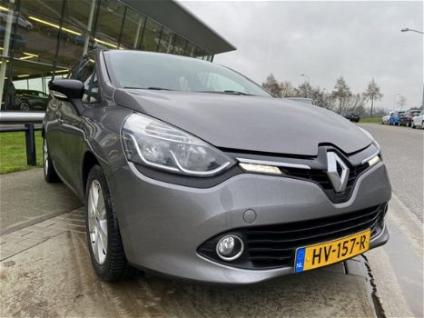 Renault Clio - 1.5 dCi 90Pk ECO Expression Airco MediaNav 16