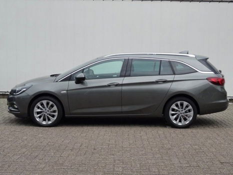 Opel Astra Sports Tourer - 1.4 Turbo (150pk) Innovation met Leer, Navi/Camera, 17 inch, Winterpakket - 1