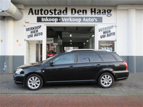 Toyota Avensis Wagon - 2.2 D-4D Executive Leer Clima - 1