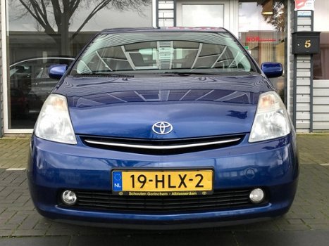 Toyota Prius - 1.5 VVT-i Business Edition Keyless Navigatie 206254 in nieuwstaat - 1