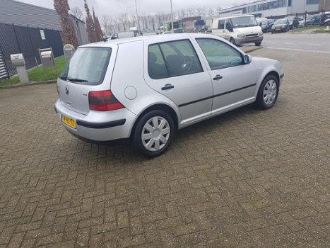 Volkswagen Golf - 1.9 TDI Master Edition Sport - 1