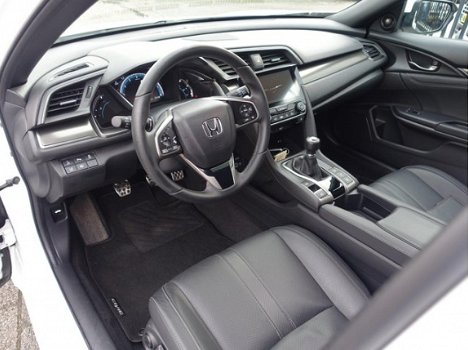 Honda Civic - 1.0 i-VTEC Premium PANO/NAVI/CAM/LEDER/XENON/ECC/PDC - 1