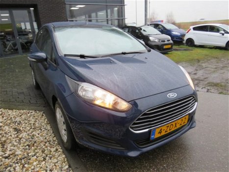 Ford Fiesta - 1.6 TDCi Lease Style Navi Airco Bluetooth Elek Ramen - 1