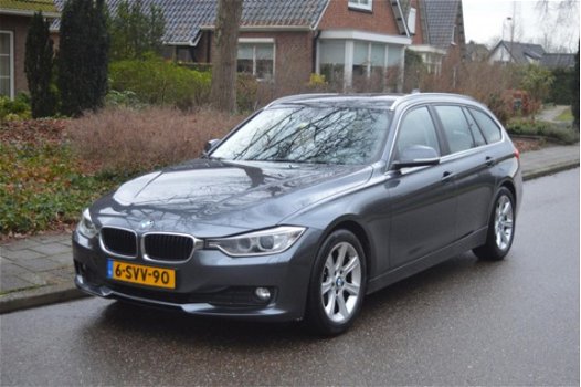 BMW 3-serie Touring - 320d EfficientDynamics Edition High Executive Upgr Sportleer/org NL/NAP/navi - 1