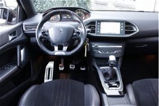 Peugeot 308 SW - 1.2 PureTech GT-line 130 PK, Navigatie, Pano dak, LED, 17" LMV, Bluetooth