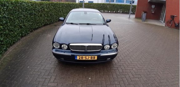 Jaguar XJ - 4.2 V8 Sovereign LWB 298pk NAP NL-auto Navi Leder DVD Topconditie - 1