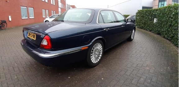 Jaguar XJ - 4.2 V8 Sovereign LWB 298pk NAP NL-auto Navi Leder DVD Topconditie - 1