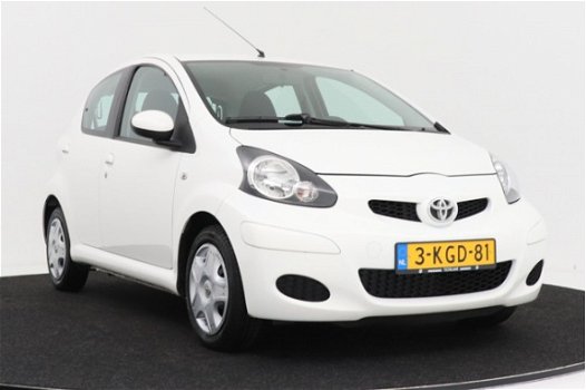 Toyota Aygo - 1.0-12V Comfort | Airco | 5 deurs | Volledig onderhouden - 1