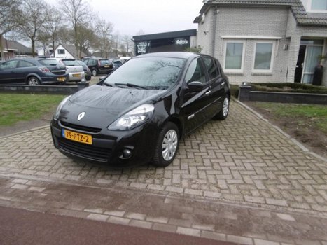 Renault Clio - 1.5 dCi Parisienne - 1