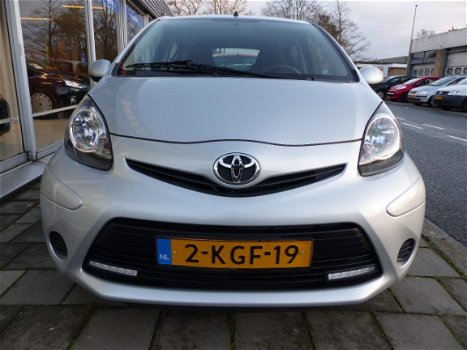 Toyota Aygo - 1.0 VVT-i Aspiration*LED*AIRCO*5Drs - 1