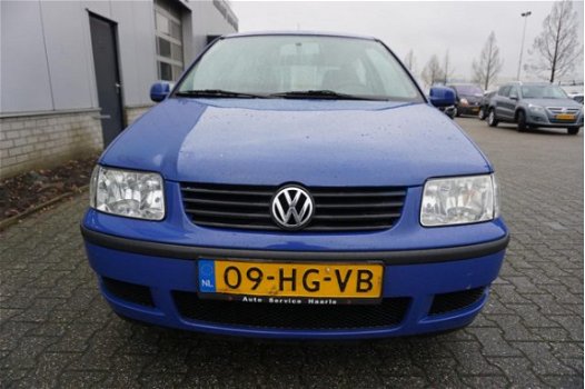 Volkswagen Polo - 1.4 Trendline APK 12-2020 Stuurbekrachtiging - 1