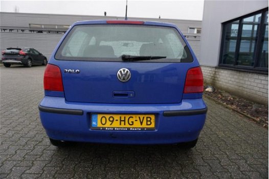 Volkswagen Polo - 1.4 Trendline APK 12-2020 Stuurbekrachtiging - 1