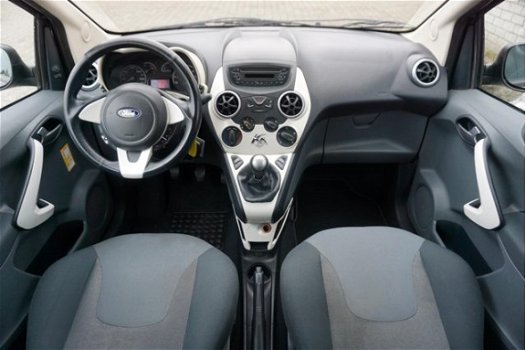 Ford Ka - 1.2 Titanium X AIRCO LMV INCL NWE APK EN BEURT - 1