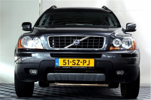 Volvo XC90 - 2.4 D5 AUT Momentum 7PERSOONS LEDER TREKHAAK CRUISE '06 - 1