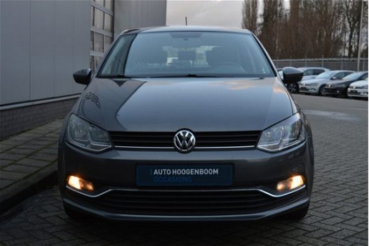 Volkswagen Polo - 1.0 Comfortline - 1