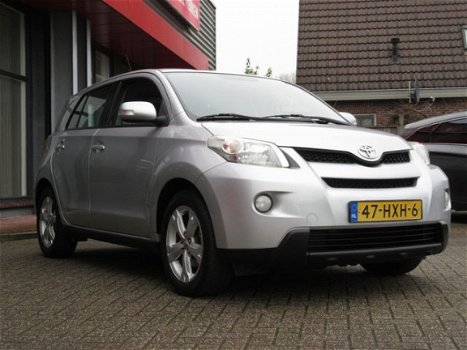 Toyota Urban Cruiser - 1.3 VVT-i Aspiration | NAVIGATIE | AIRCO | 6-BAK | HOGE INSTAP | INCL. BOVAG - 1