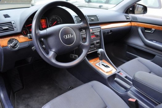 Audi A4 - 2.0 Pro Line AUTOMAAT AIRCO/CRUISE/OPEN-DAK NETTE AUTO - 1