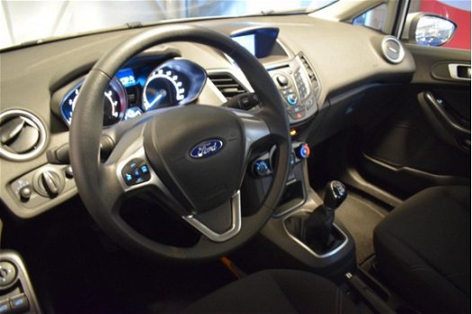 Ford Fiesta - 1.0 65PK STYLE NAVI 5D - 1