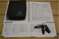 Mercedes-Benz C-klasse - 180 K Avantgarde AUTOMAAT + NAVI