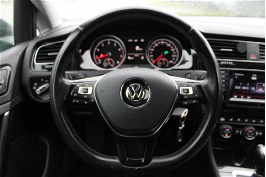 Volkswagen Golf - 1.4 TSI Highline AUTOMAAT Huurkoop Inruil Garantie Service Apk - 1