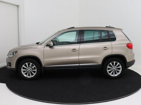 Volkswagen Tiguan - 1.4 TSI 160 PK Sport & Style - 1