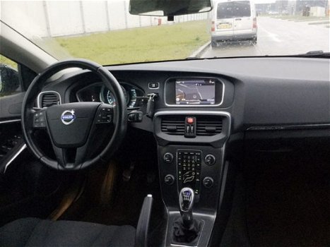 Volvo V40 Cross Country - 1.6 D2 Kinetic | Navigatie | Cruise Control | PDC Achter - 1