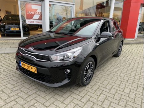 Kia Rio - 1.0 TGDI ComfortPlusLine Navigator + Velgen 1e eigenaar, perfecte Staat info roel@vdns-kia - 1