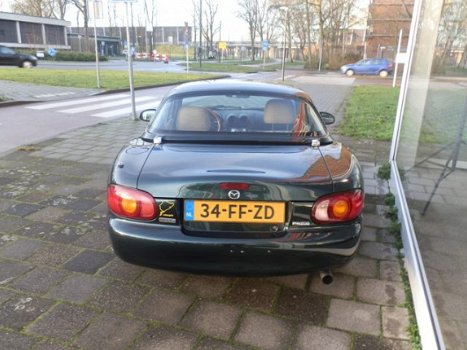 Mazda MX-5 - 1.6i - 1